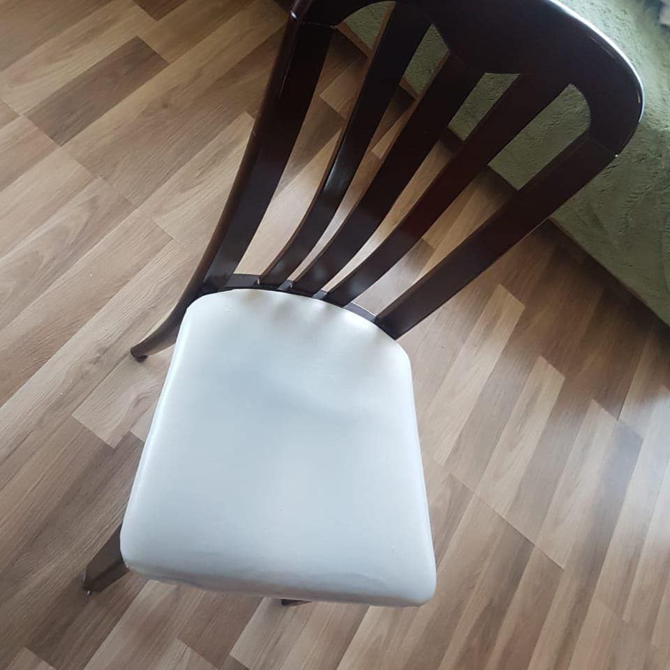 Обивка стульев