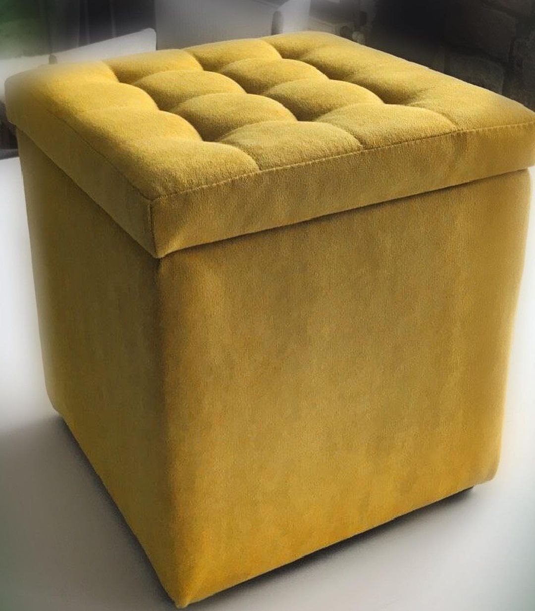 Обивка кресел